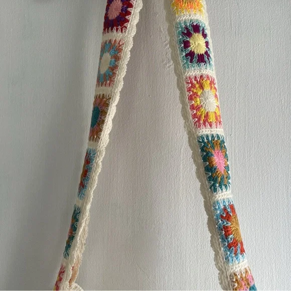 Bohemian Style Crochet Bag - Picture 5 of 6